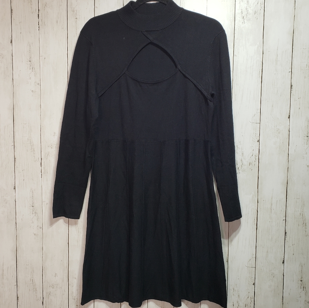 Yuka, Paris Black Rayon Sweater Dress.